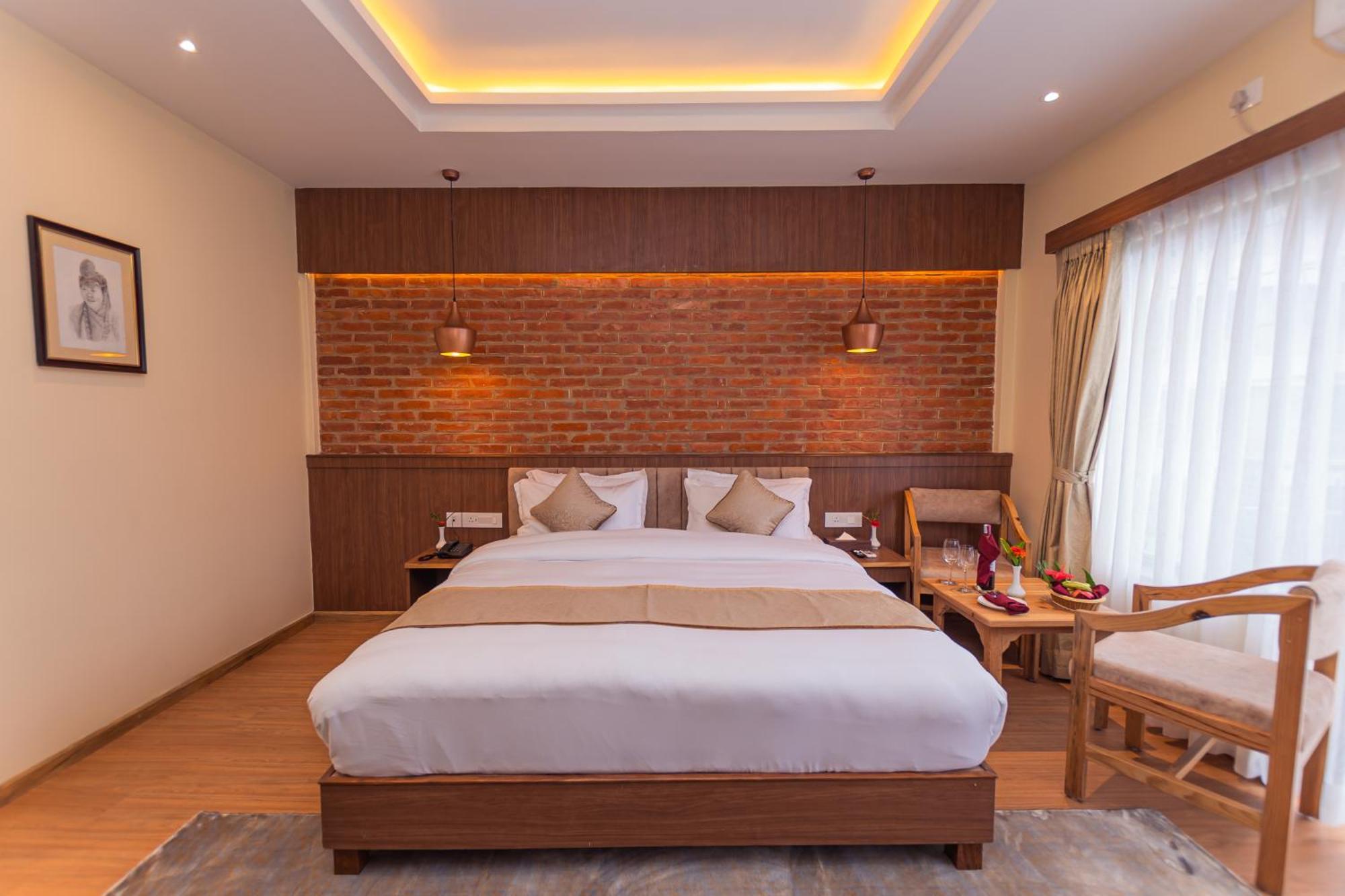 Temple Himalaya Hotel & Spa Покхара Екстер'єр фото