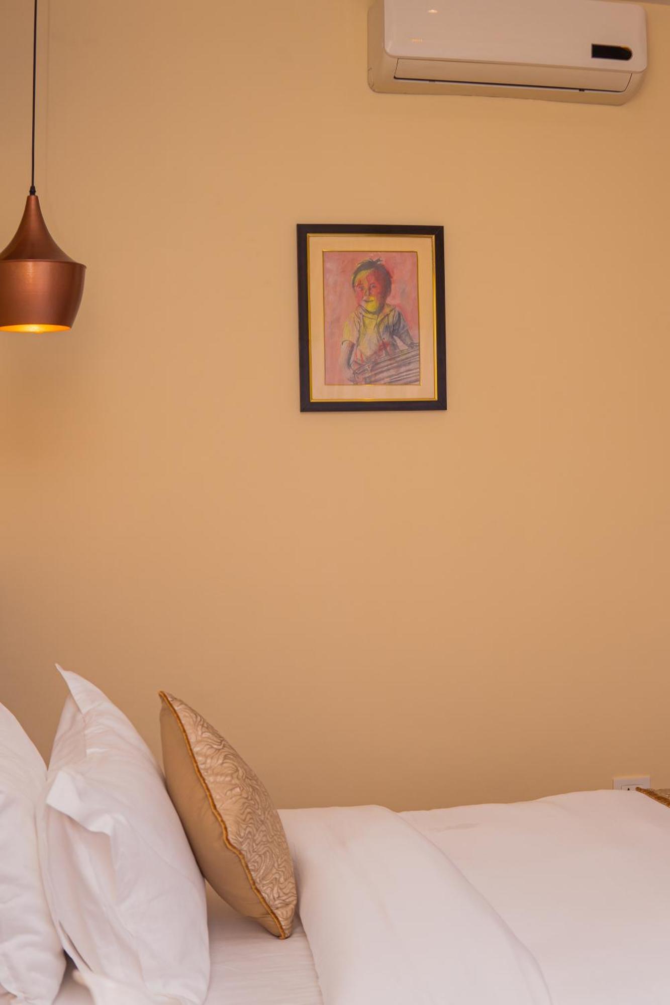 Temple Himalaya Hotel & Spa Покхара Екстер'єр фото